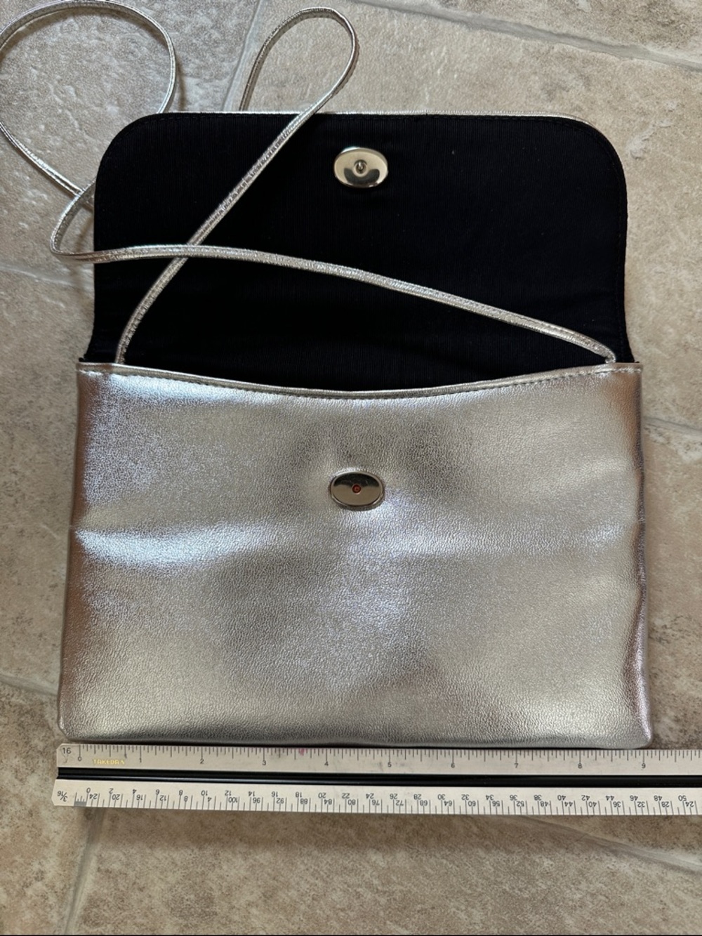 Metallic Silver Bow Clutch Wallet - Women Bags - Picture 4 of 5